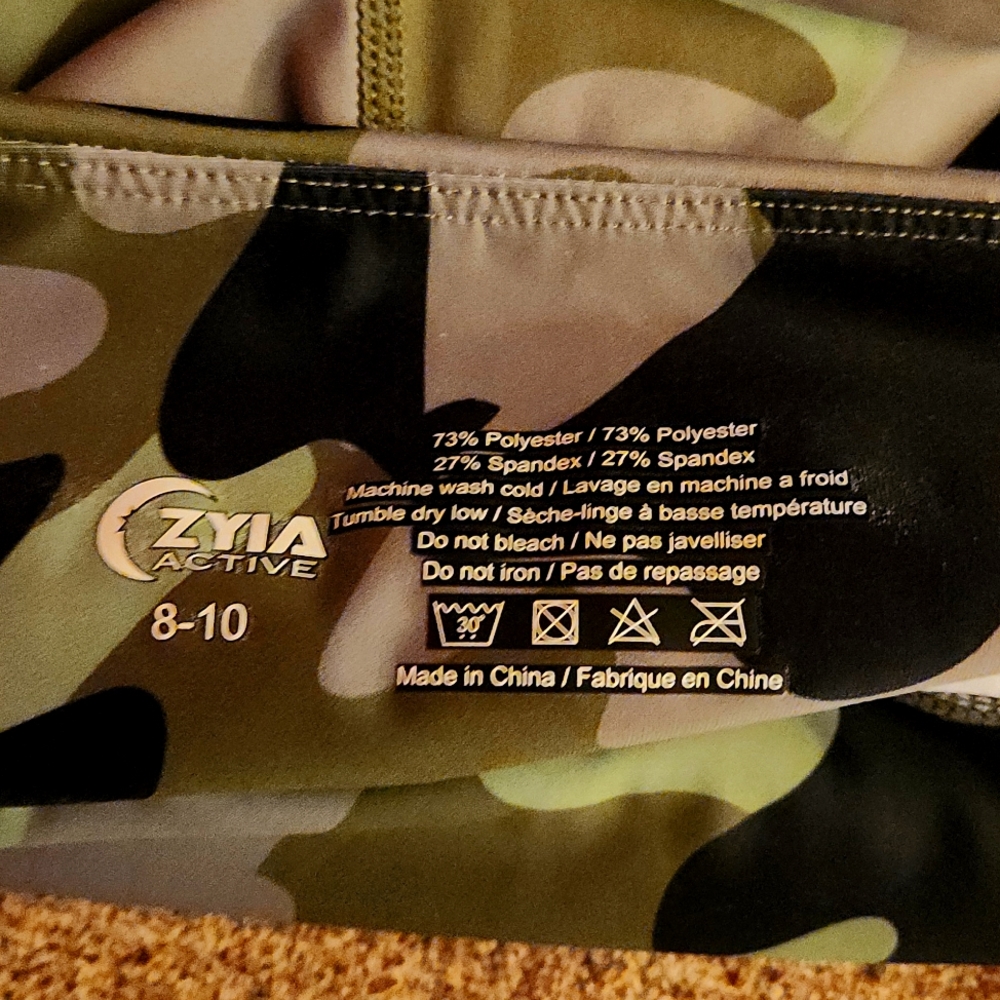 ZYIA cropped camo leggings